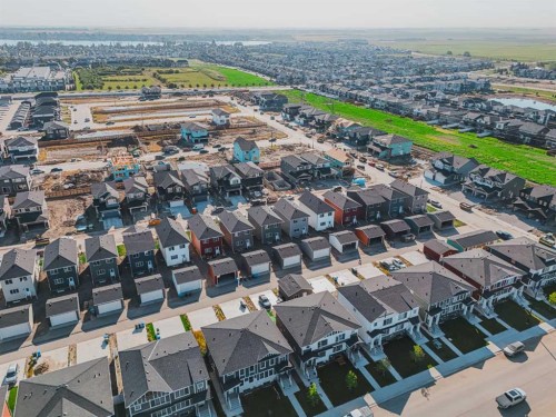 153 Dawson Wharf View, Chestermere, AB 