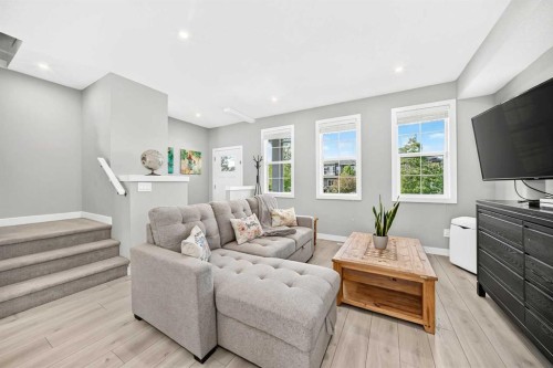 456 West Lakeview Drive, Chestermere, AB 