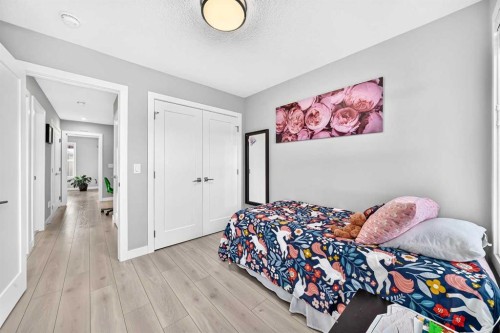 456 West Lakeview Drive, Chestermere, AB 