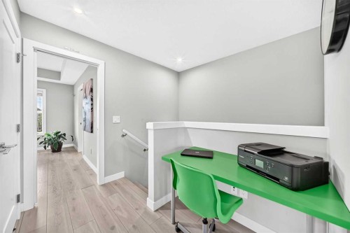 456 West Lakeview Drive, Chestermere, AB 