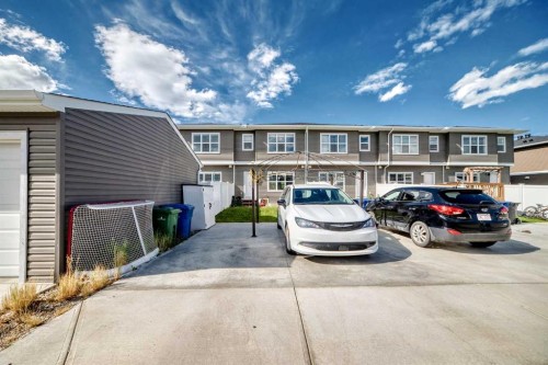 456 West Lakeview Drive, Chestermere, AB 