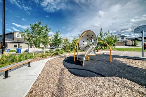 456 West Lakeview Drive, Chestermere, AB 