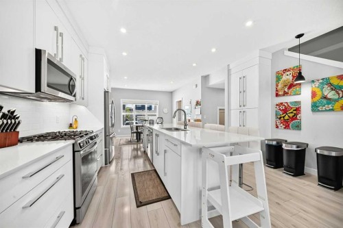 456 West Lakeview Drive, Chestermere, AB 