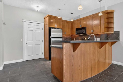 7101-14 Hemlock Crescent Sw, Calgary, AB 