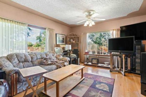 730 3 Street Se, High River, AB 