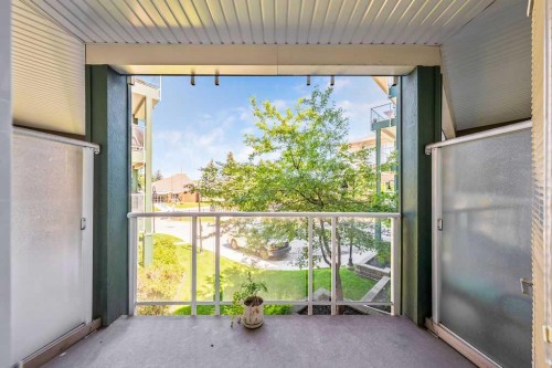 203-3111 34 Avenue Nw, Calgary, AB 