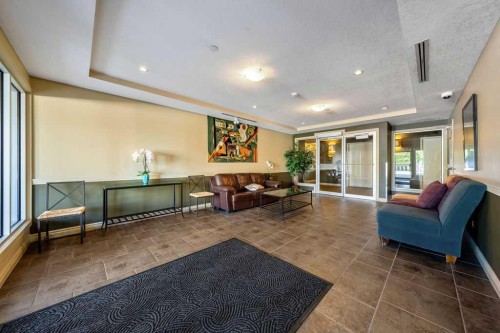 203-3111 34 Avenue Nw, Calgary, AB 