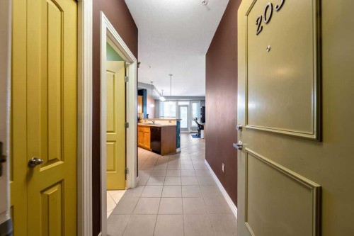 203-3111 34 Avenue Nw, Calgary, AB 
