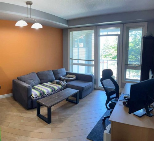 203-3111 34 Avenue Nw, Calgary, AB 
