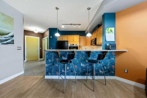 203-3111 34 Avenue Nw, Calgary, AB 