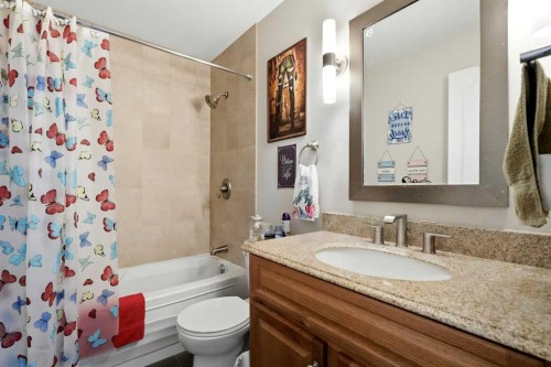 40 Mckerrell Close Se, Calgary, AB 