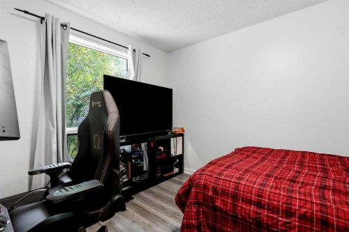 40 Mckerrell Close Se, Calgary, AB 
