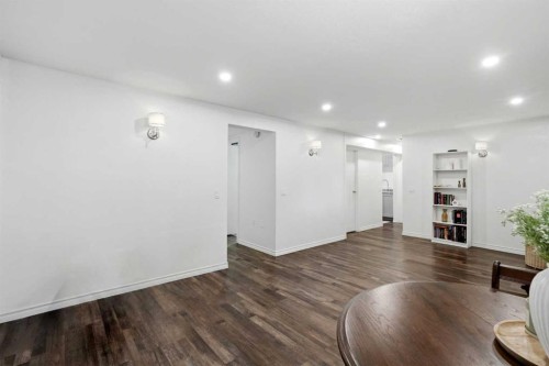 40 Mckerrell Close Se, Calgary, AB 