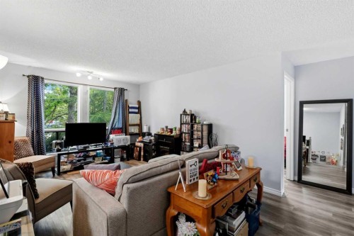 40 Mckerrell Close Se, Calgary, AB 