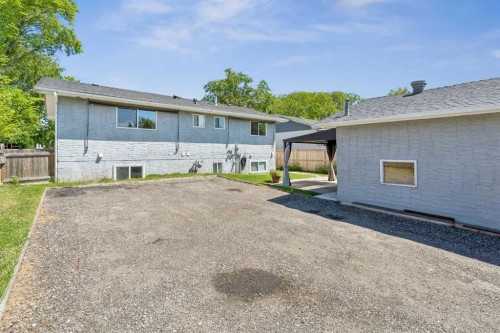 2411 51 Street Ne, Calgary, AB 