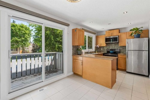 2411 51 Street Ne, Calgary, AB 