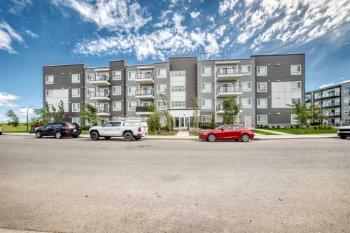 2105-33 Carringham Gate Nw, Calgary, AB 