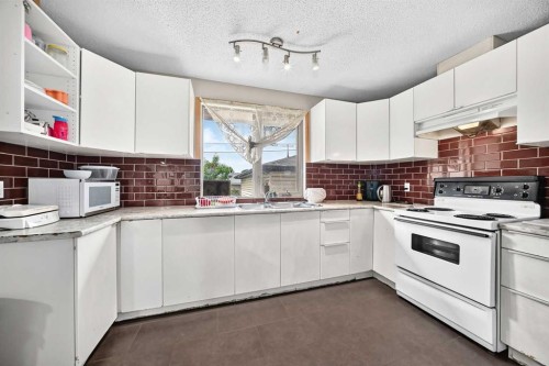 311 72 Avenue Ne, Calgary, AB 