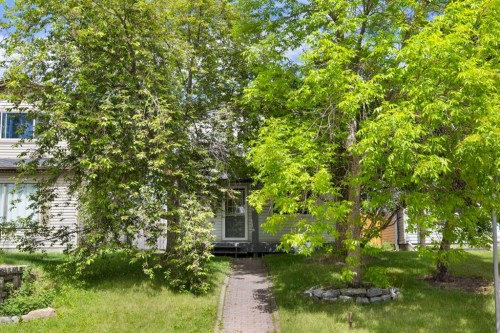 84 Abingdon Crescent Ne, Calgary, AB 