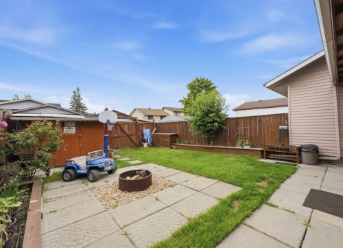 17 Abberfield Crescent Ne, Calgary, AB 