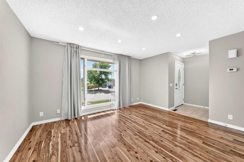 171 Erin Woods Drive Se, Calgary, AB 