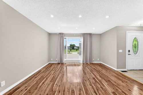 171 Erin Woods Drive Se, Calgary, AB 