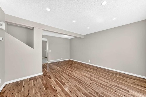 171 Erin Woods Drive Se, Calgary, AB 