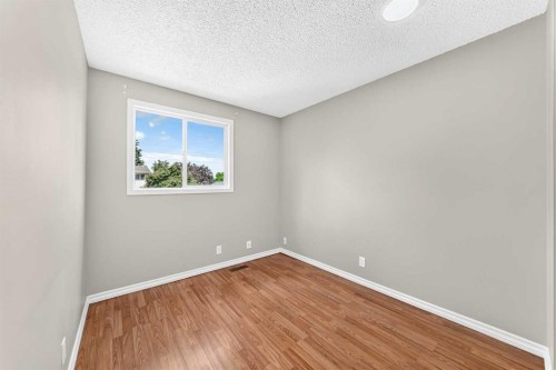 171 Erin Woods Drive Se, Calgary, AB 