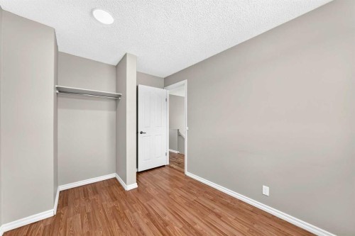 171 Erin Woods Drive Se, Calgary, AB 