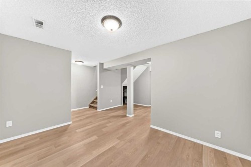 171 Erin Woods Drive Se, Calgary, AB 