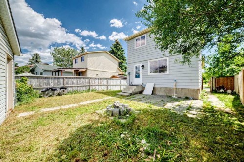 171 Erin Woods Drive Se, Calgary, AB 