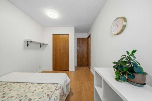 112 Cedargrove Way Sw, Calgary, AB 