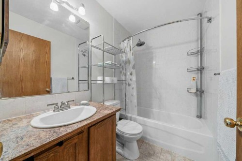 112 Cedargrove Way Sw, Calgary, AB 