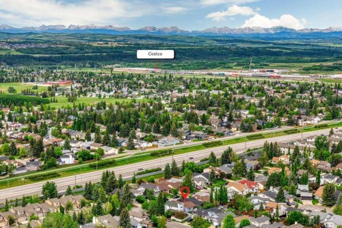 112 Cedargrove Way Sw, Calgary, AB 