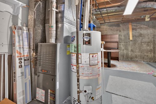 35 Penworth Place Se, Calgary, AB 