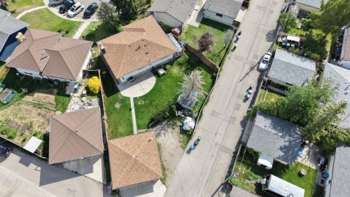 35 Penworth Place Se, Calgary, AB 