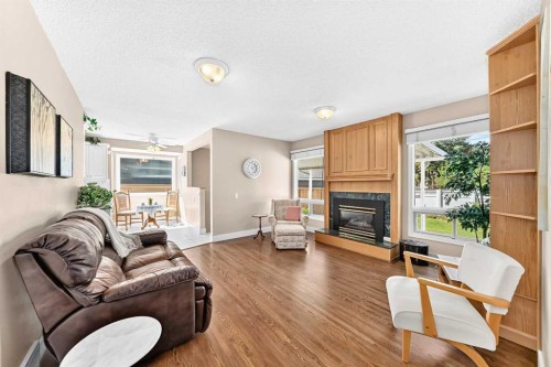 10435 Mapleridge Crescent Se, Calgary, AB 