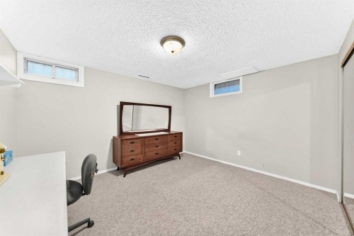 10435 Mapleridge Crescent Se, Calgary, AB 