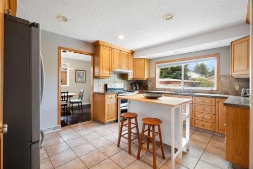 5431 Silverdale Drive Nw, Calgary, AB 