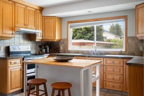 5431 Silverdale Drive Nw, Calgary, AB 