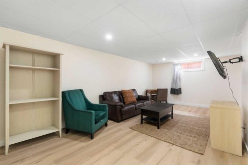 5431 Silverdale Drive Nw, Calgary, AB 
