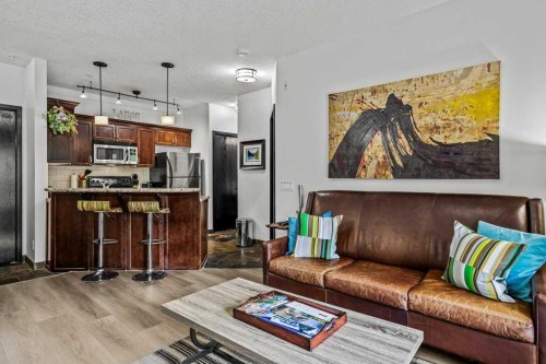 227-901 Mountain Street, Canmore, AB - Indoor Photo Showing Other Room