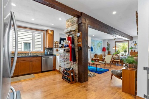 726 Memorial Drive Nw, Calgary, AB 