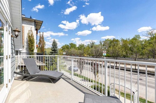 726 Memorial Drive Nw, Calgary, AB 