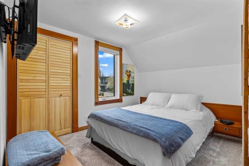 726 Memorial Drive Nw, Calgary, AB 
