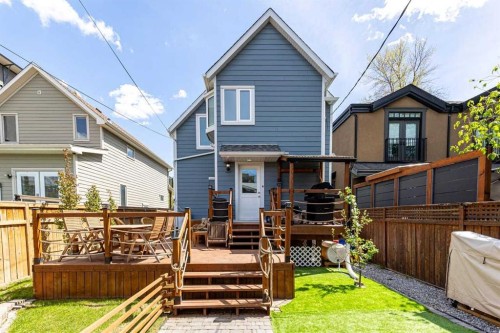 726 Memorial Drive Nw, Calgary, AB 