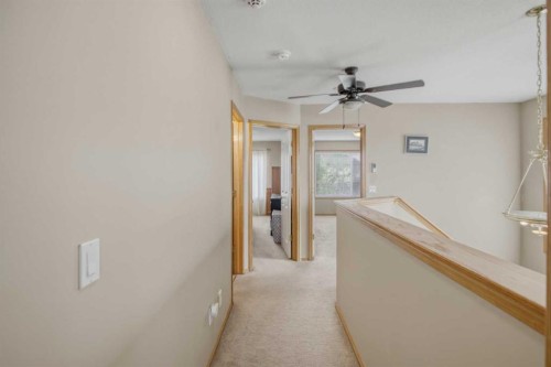 88 Willowbrook Crescent Nw, Airdrie, AB 