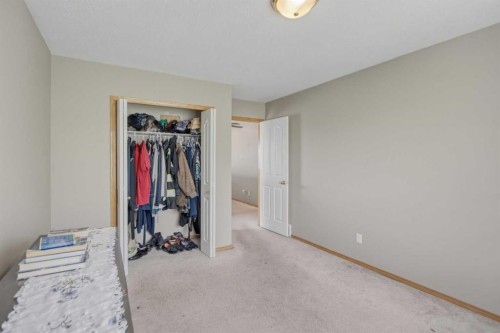 88 Willowbrook Crescent Nw, Airdrie, AB 