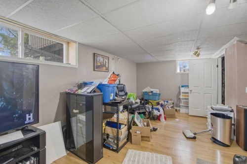 88 Willowbrook Crescent Nw, Airdrie, AB 