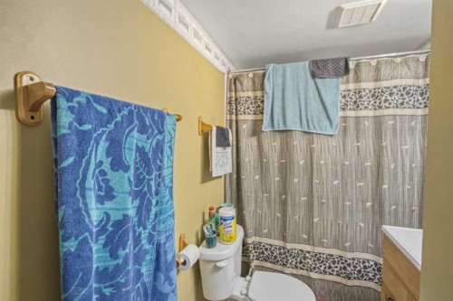 88 Willowbrook Crescent Nw, Airdrie, AB 